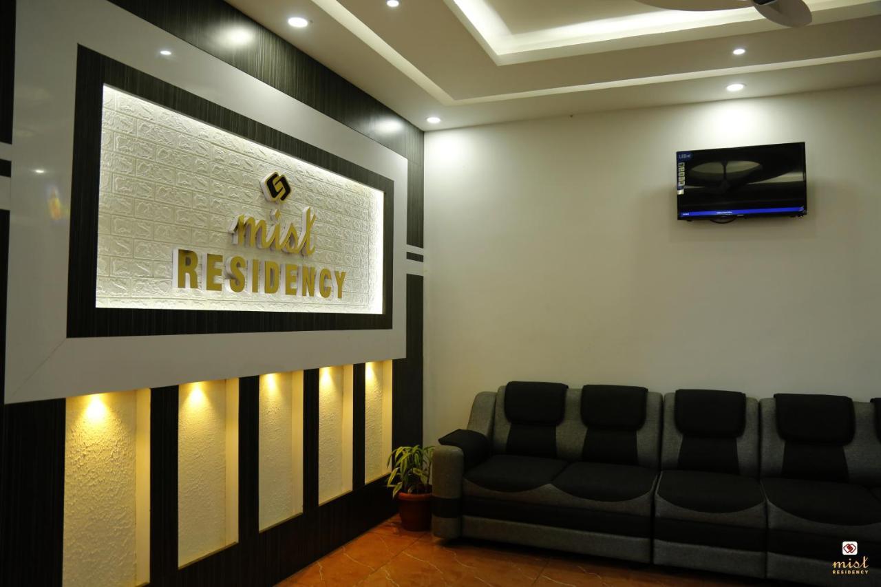 Отель Mist Residency Kattappana Экстерьер фото
