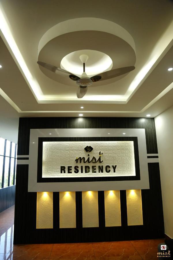 Отель Mist Residency Kattappana Экстерьер фото